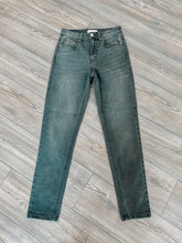 Load image into Gallery viewer, The McKenzie Jeans
